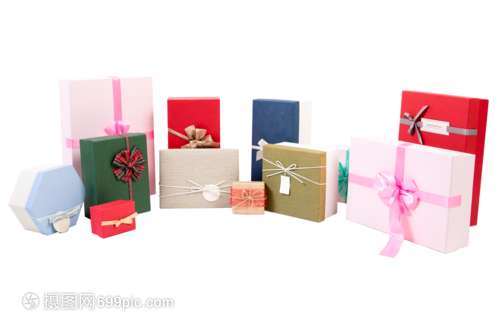 一堆礼盒礼物